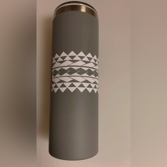 personalized custom 20 oz Triple Insulated Tumblers with aluminum straw - Picture 8 of 9